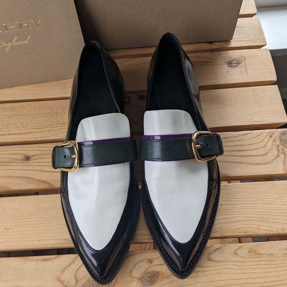 Burberry English Harriet Loafers - Picture 1 of 14